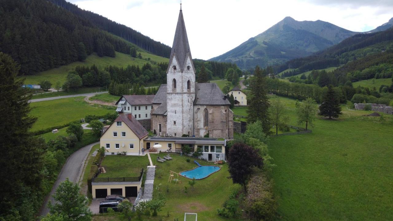 Pool, Pokale, Sauna, Billard, Kirche U. Viel Natur Vordernberg ภายนอก รูปภาพ
